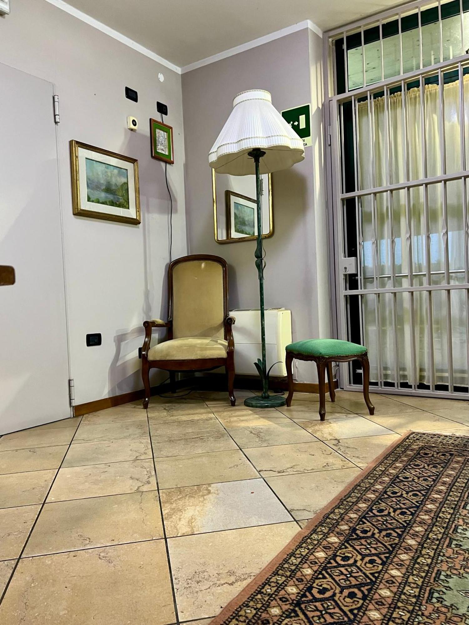 Albergo Quatro Pini Pozzolengo Bagian luar foto